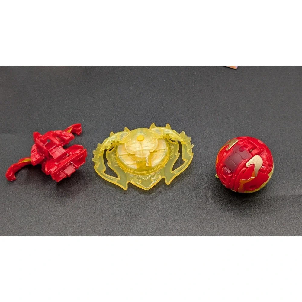 Bakugan Lot 2 Special Attack Dragonoid, 2 Rip Cords, Spin ring, Trading Cards